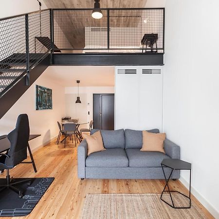 Flh Intendente Industrial Mezzanine With Balcony Lisbon Bagian luar foto